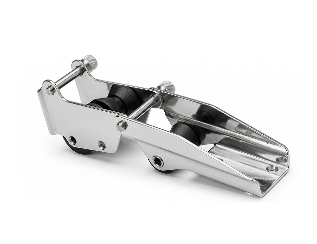 Suporte Articulado para Âncora com Rolete Duplo em Aço Inox